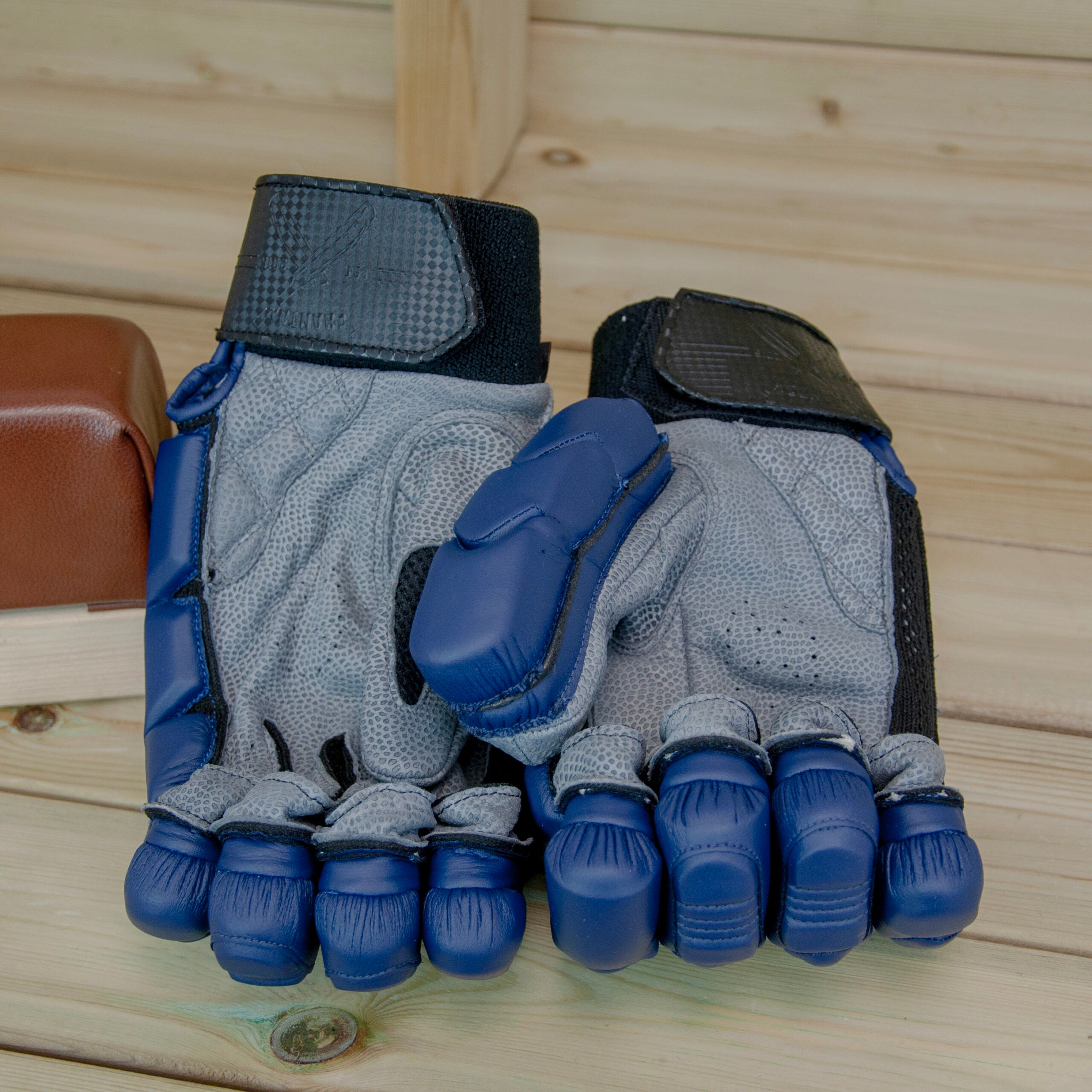 Limited Batting Gloves – Navy